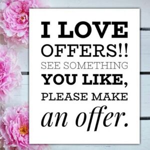 All reasonable offers accepted ☺️🌹🌸